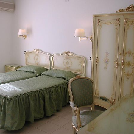 Hotel Royal Bosa Phòng bức ảnh