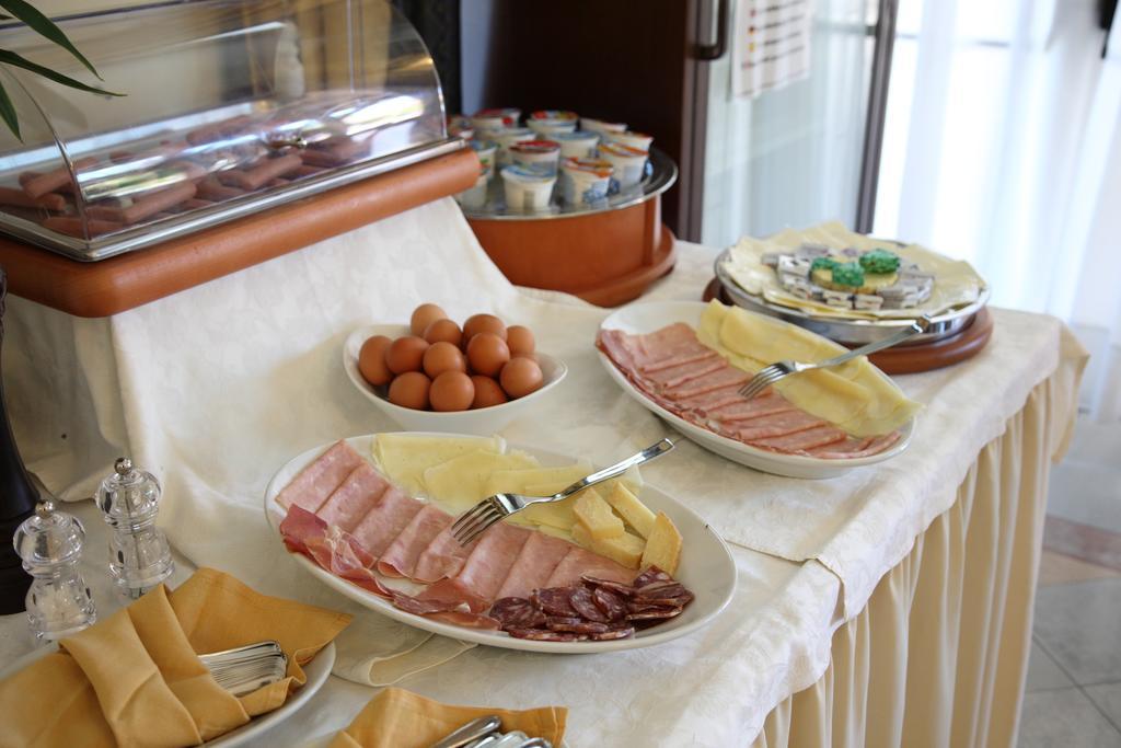 Hotel Royal Bosa Ngoại thất bức ảnh
