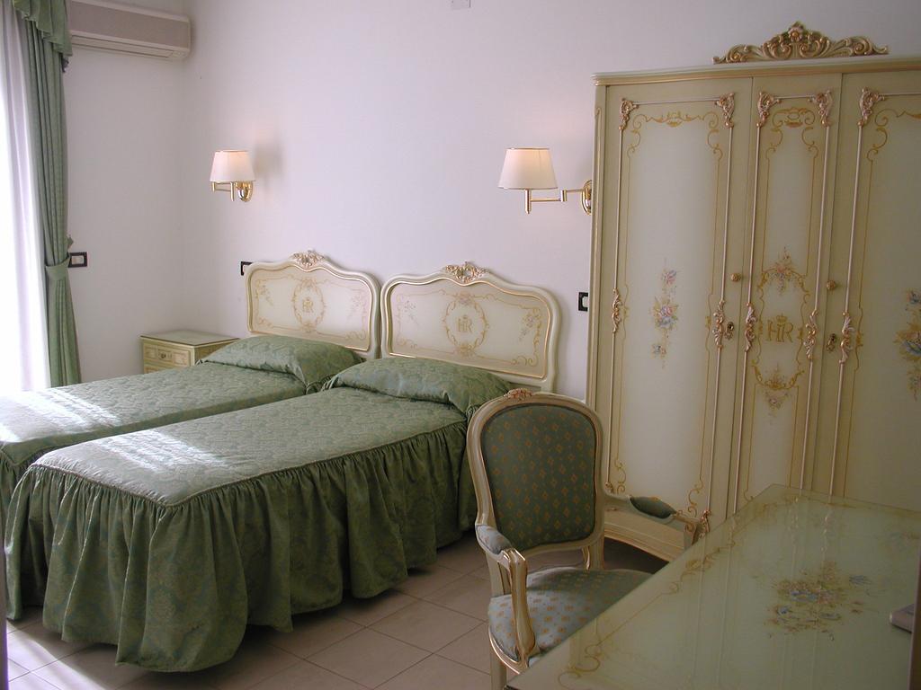 Hotel Royal Bosa Phòng bức ảnh