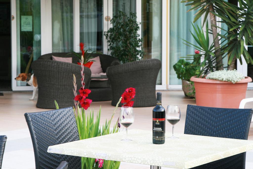 Hotel Royal Bosa Ngoại thất bức ảnh